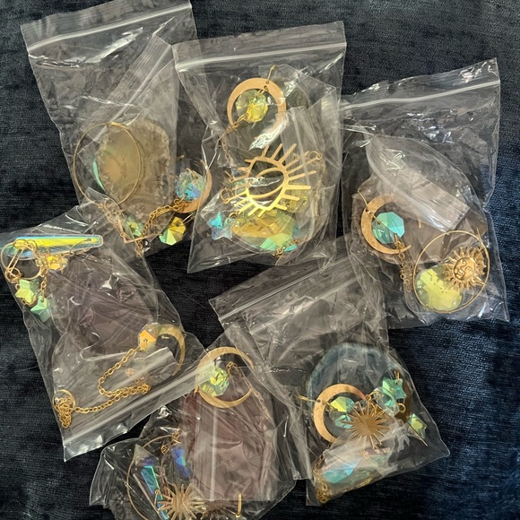 Set of 6 Crystal Suncatchers - Sparkling Hanging with Prisms, Agate Slices - Picture 7 of 7